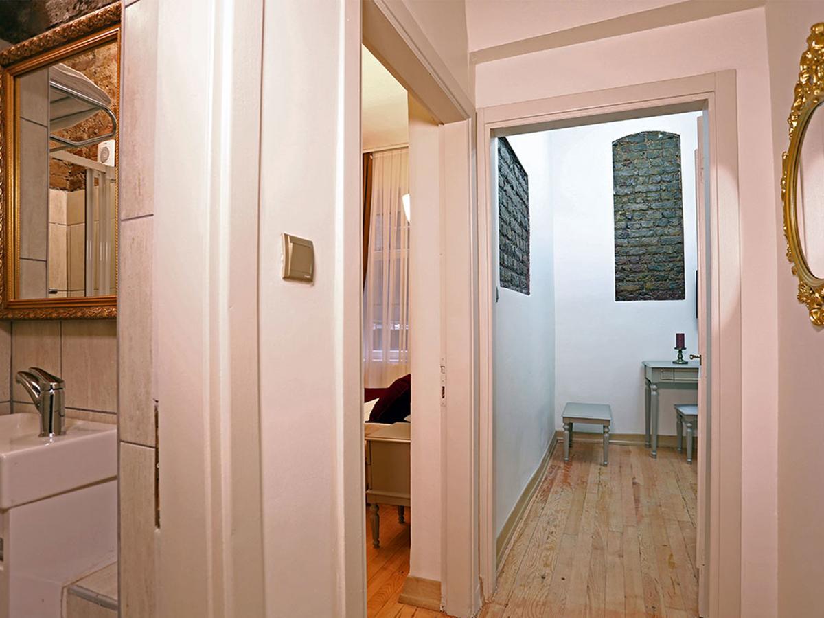 Hutsuite Aparthotel 3*