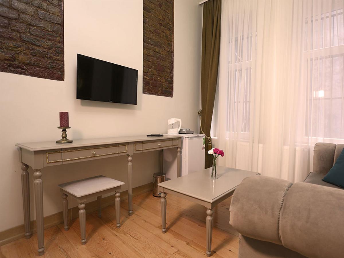 Hutsuite Aparthotel 3*